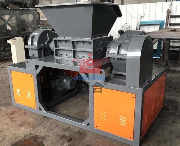 金屬撕碎機(jī)生產(chǎn)中的安全防護(hù)出了問題怎么辦？